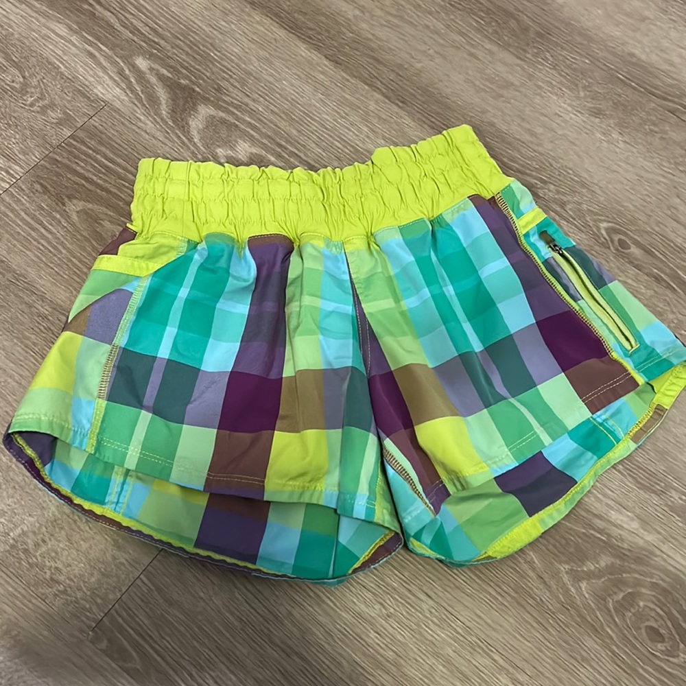 Lululemon tracker short